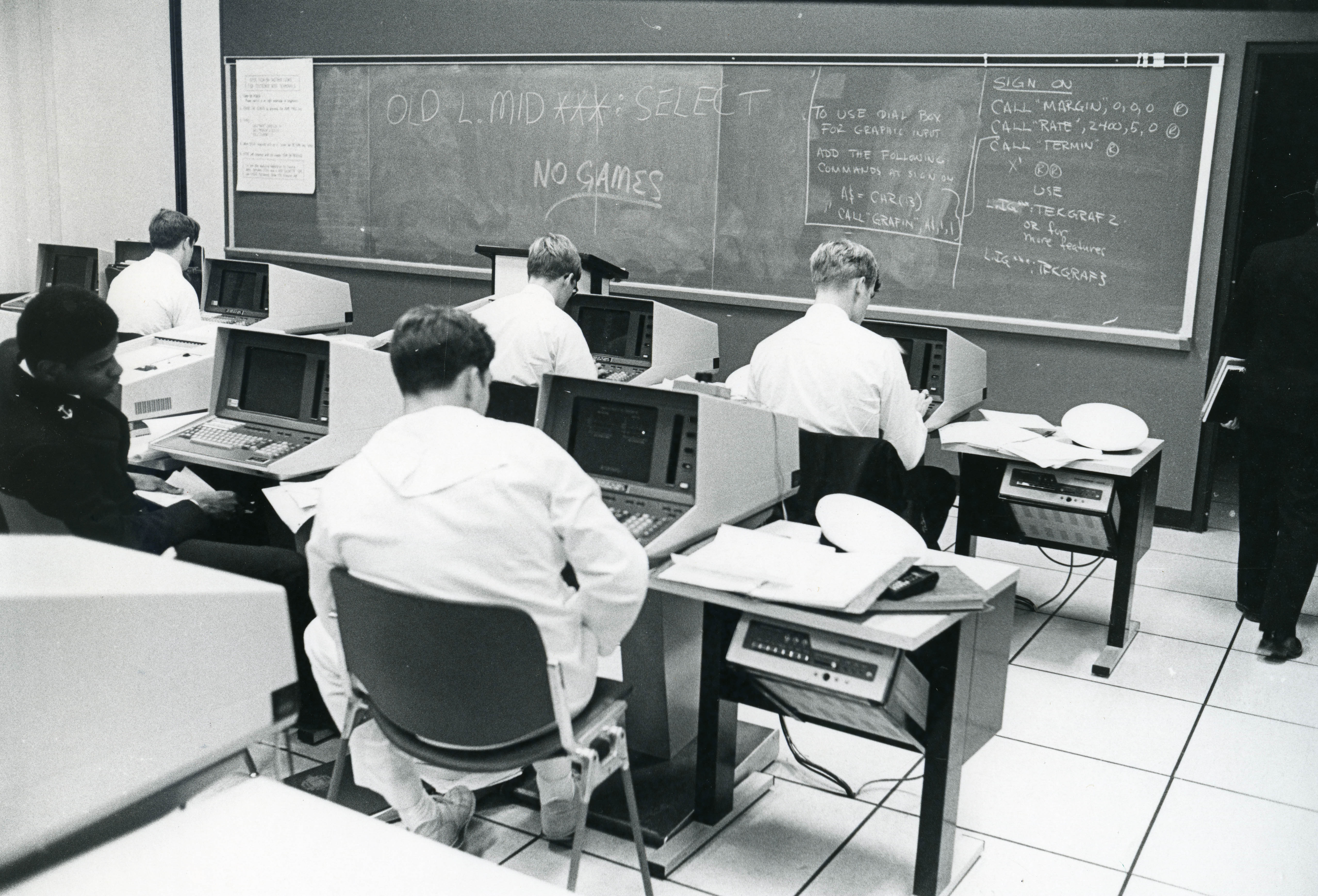 Computing at USNA: Computer instruction 1979