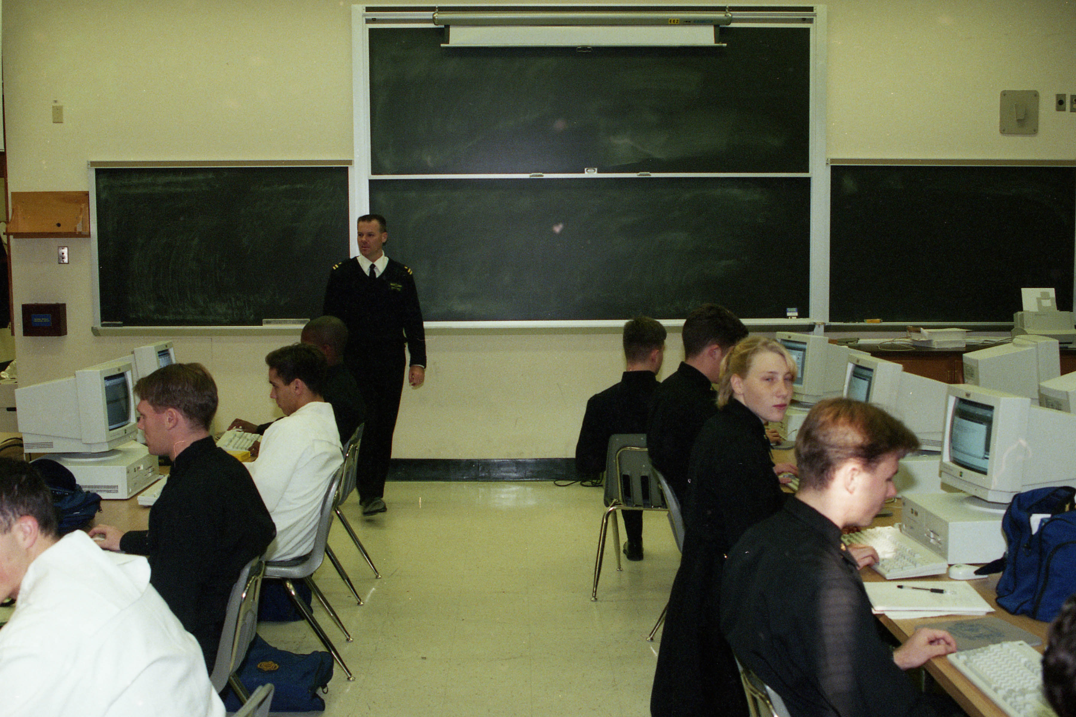 Computing at USNA: Computer science class 1997