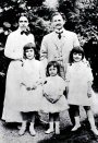 Michelson with his second wife, Edna Stanton, and their three daughters Madeleine, Dorothy, and Beatrice, n.d. [557K]